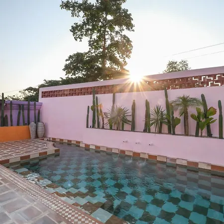 El Barrio Boutique Hotel & Bar-3